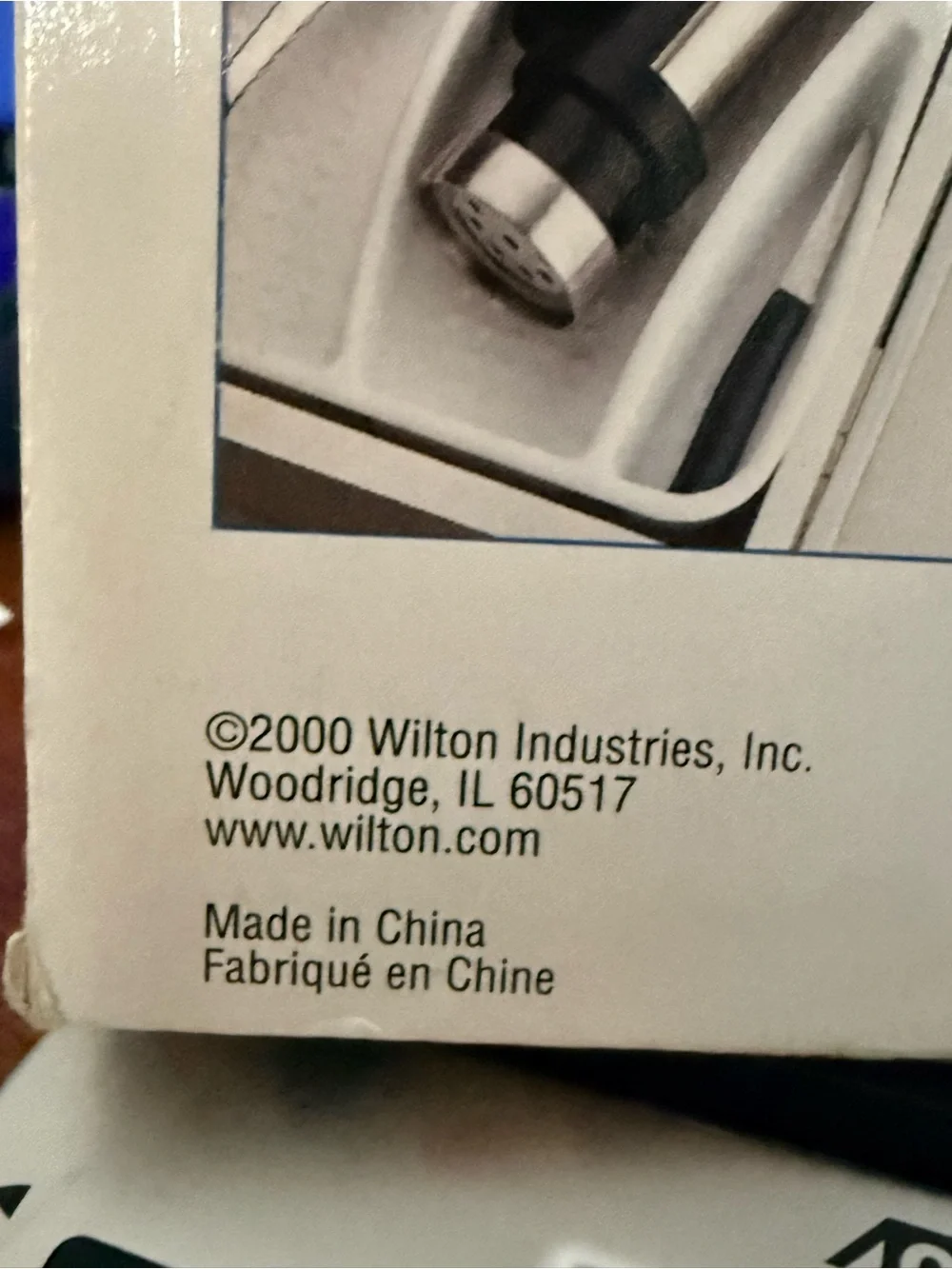 Wilton Cookie Pro Cookie Press includes all 10 discs and original box